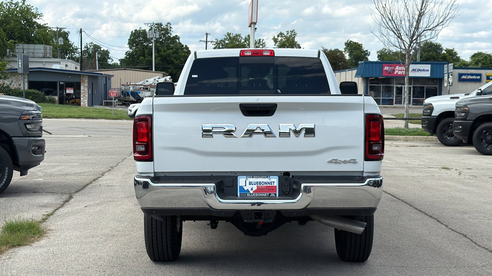 New 2026 Bright White Clear-Coat Exterior Paint RAM Tradesman image 6