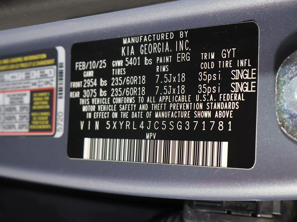 Used 2025 Silver Kia S image 58