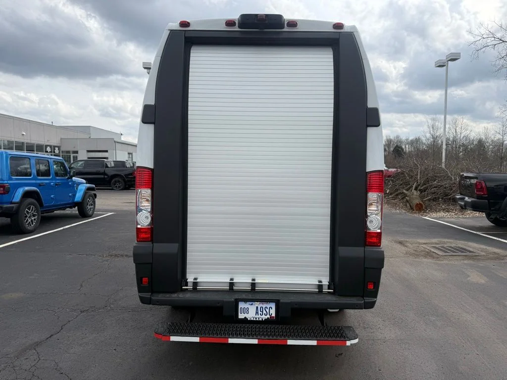 Used 2024 White Ram Super High Roof image 5