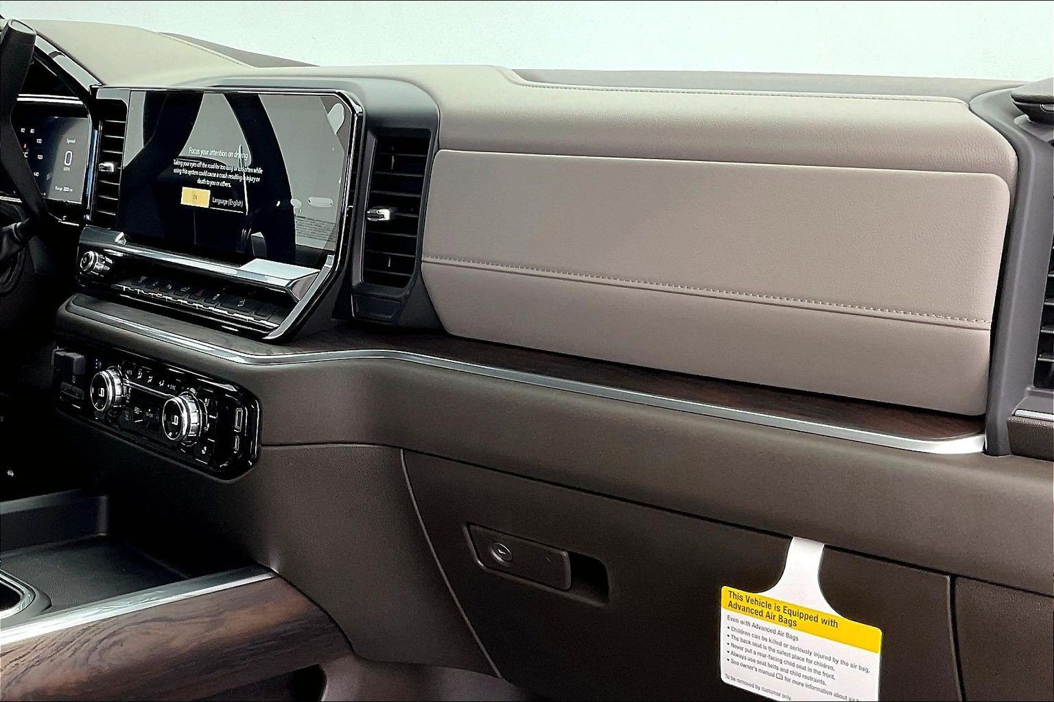 2026 GMC Sierra 2500HD SLT - Photo 6