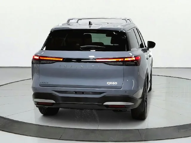 Used 2026 Gray INFINITI LUXE image 6