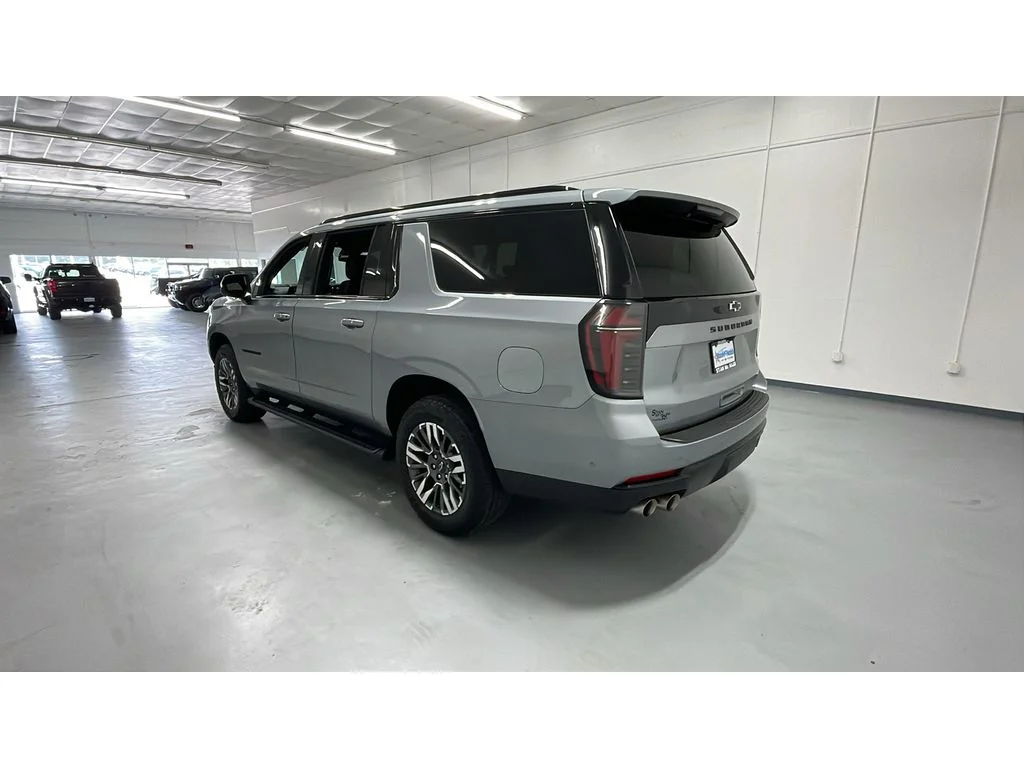 Used 2025 Sterling Gray Metallic Chevrolet Z71 image 5