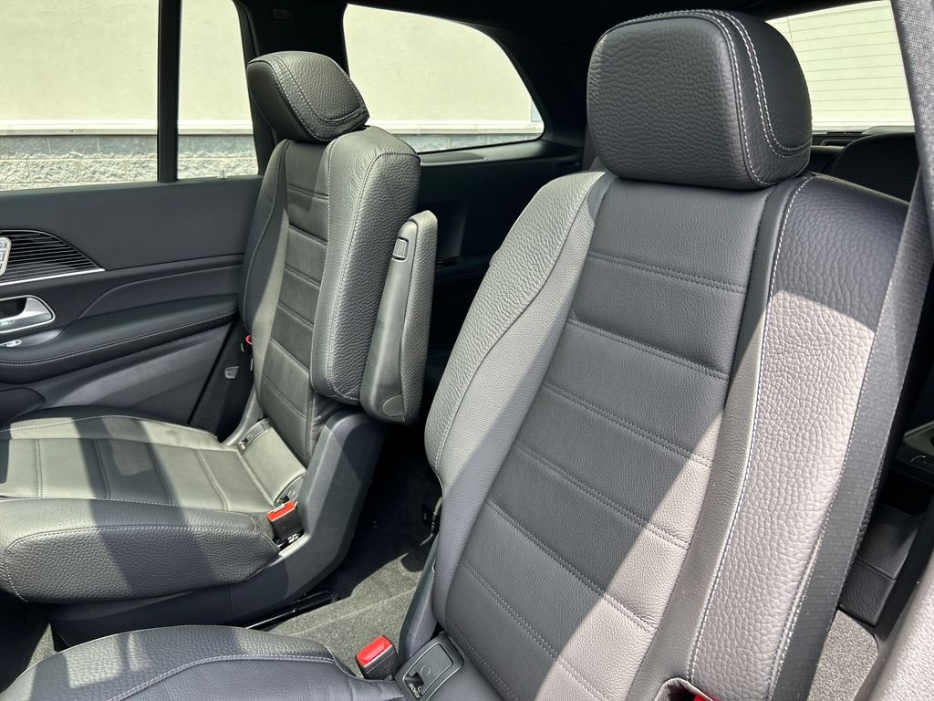 New 2026 Obsidian Black Metallic Mercedes-Benz GLS450 image 26