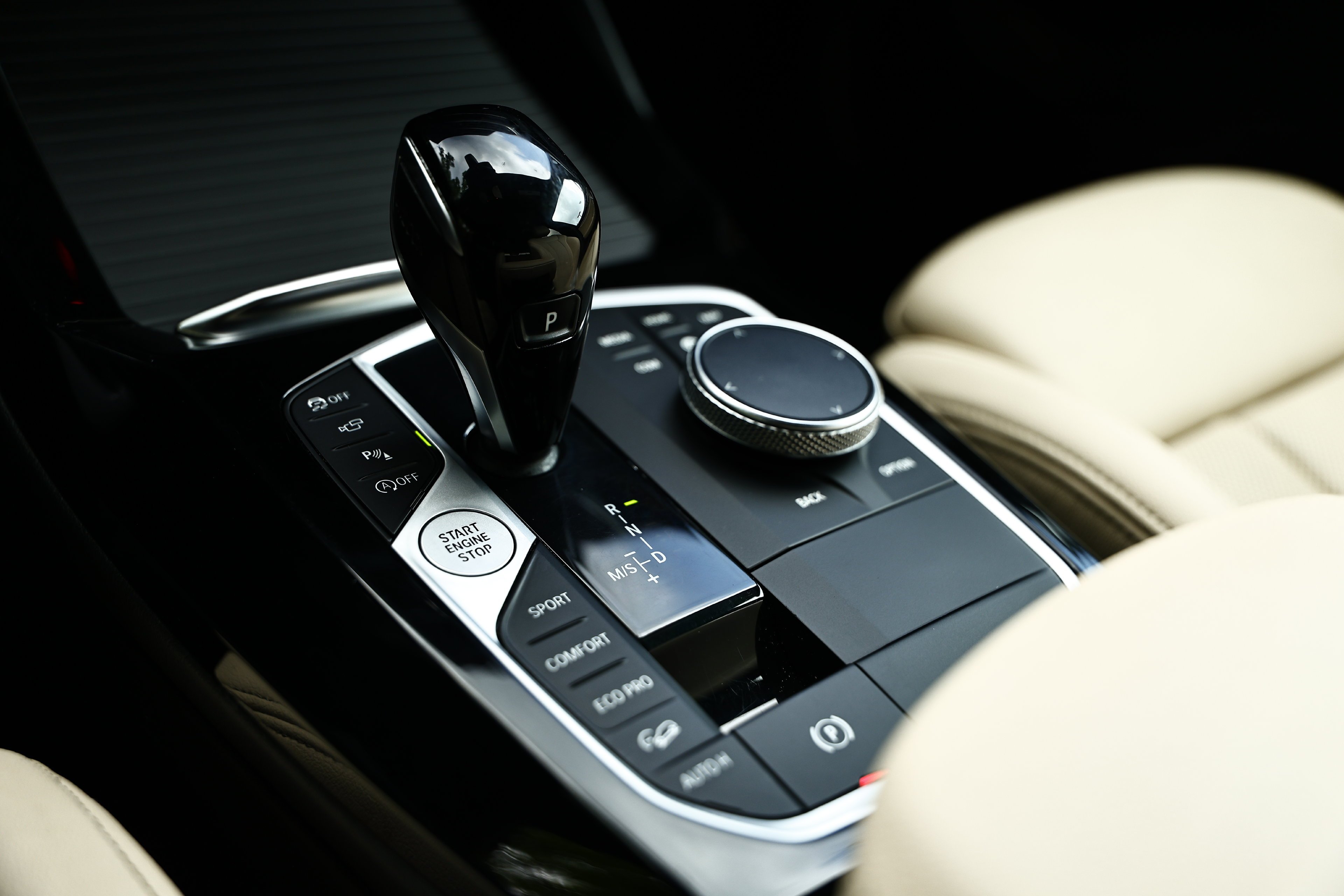 Used 2024 Alpine White BMW xDrive30i image 38