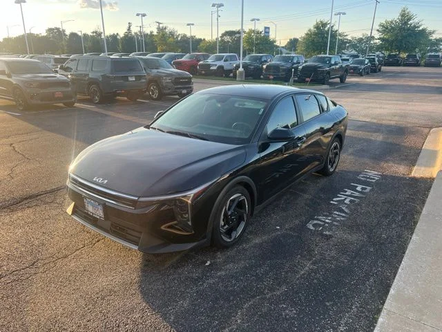 Used 2025 Black Kia EX image 1