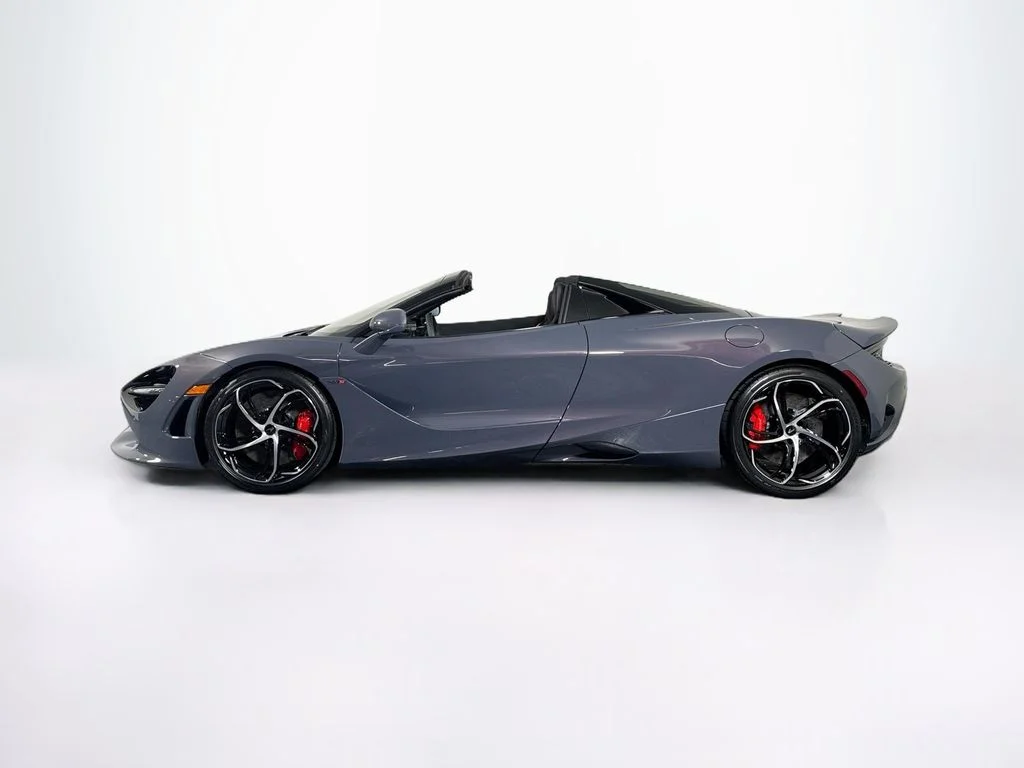 New 2027 Lava Gray McLaren Spider image 2