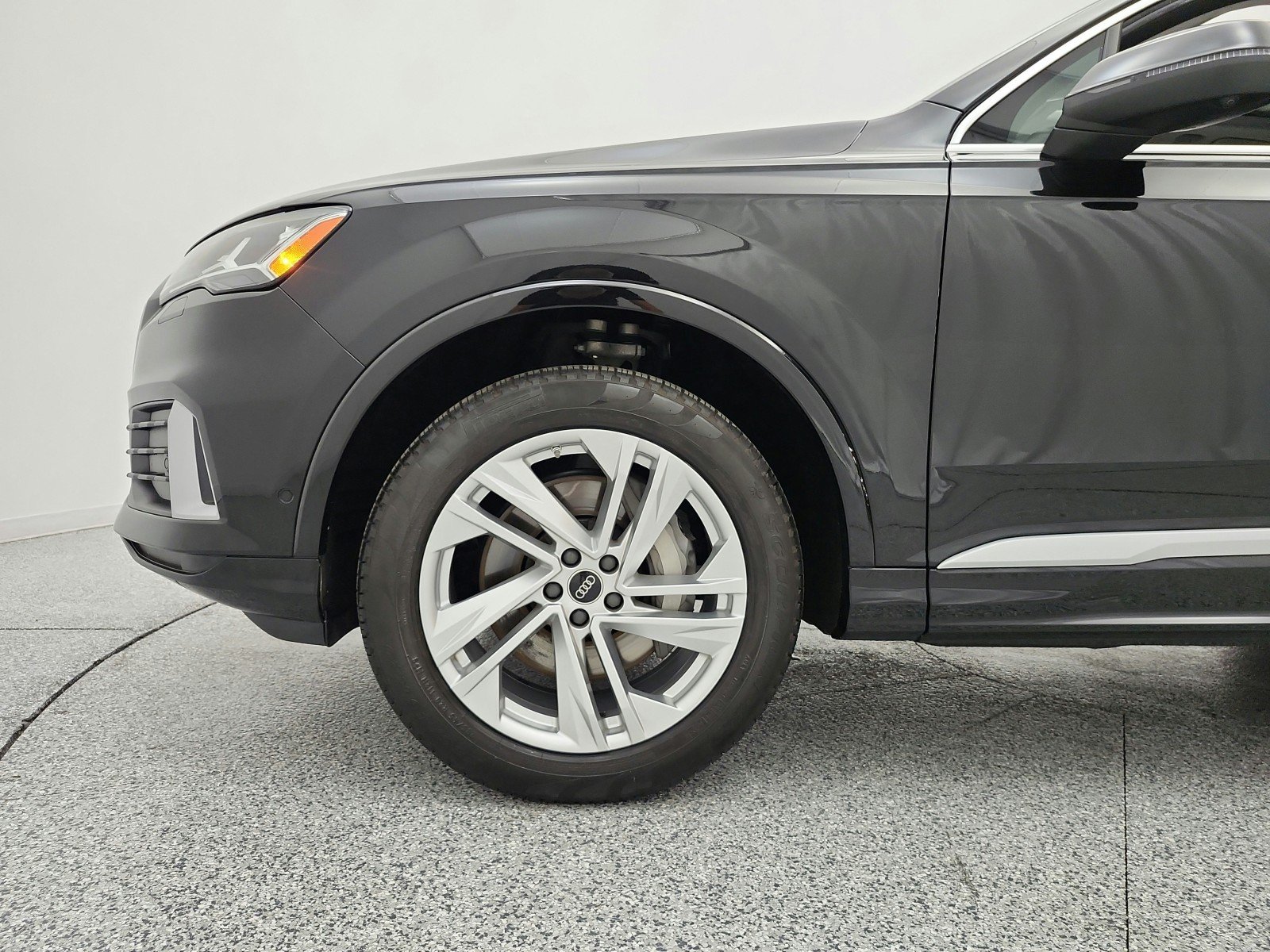 Used 2023 Mythos Black Metallic Audi Premium image 18