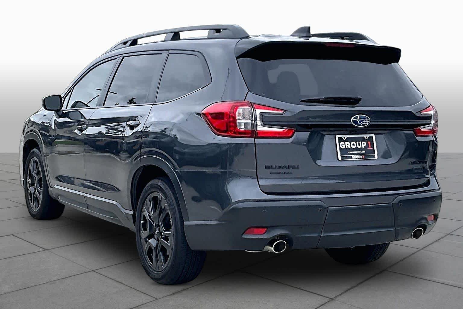 Used 2023 Magnetite Gray Metallic Subaru Onyx Edition image 11
