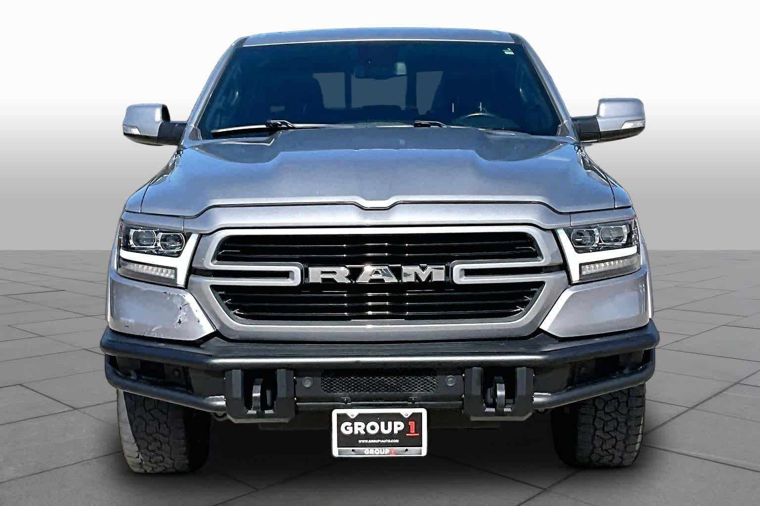 Used 2020 Billet Silver Metallic Clearcoat Ram Laramie image 4