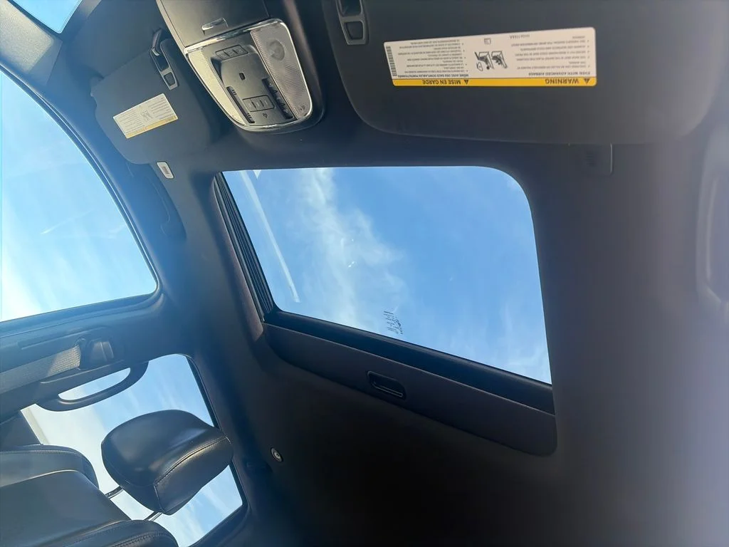 Used 2021 Blue Jeep Limited image 22