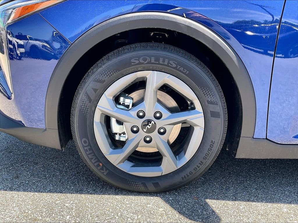 New 2026 Deep Sea Blue Kia LXS image 8