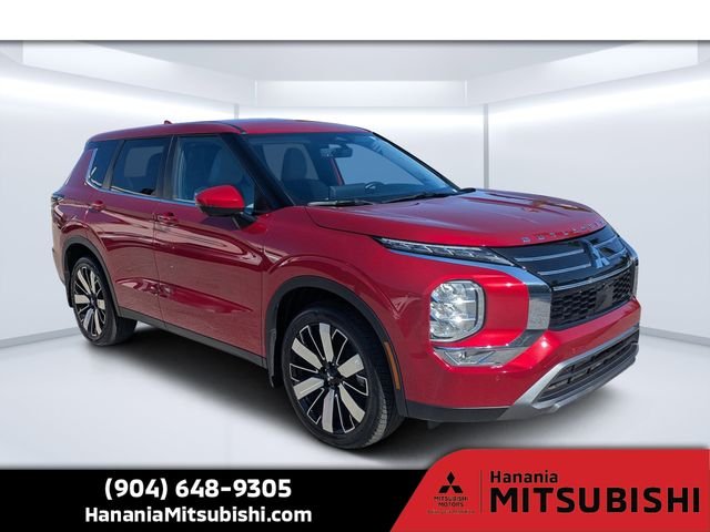 2025 Mitsubishi Outlander SE 2WD's photo