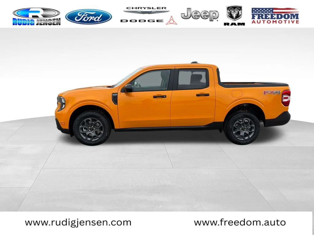 New 2026 Orange Ford XLT image 2