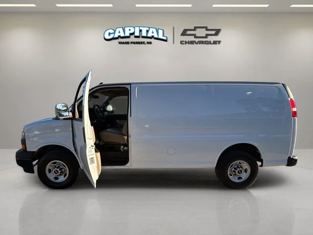 Used 2023 Summit White GMC Work Van image 13