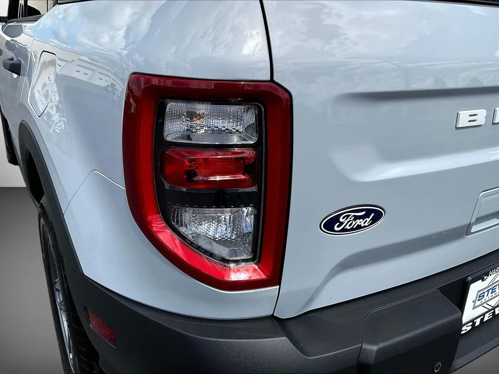 New 2026 Space White Metallic Ford Big Bend® image 28