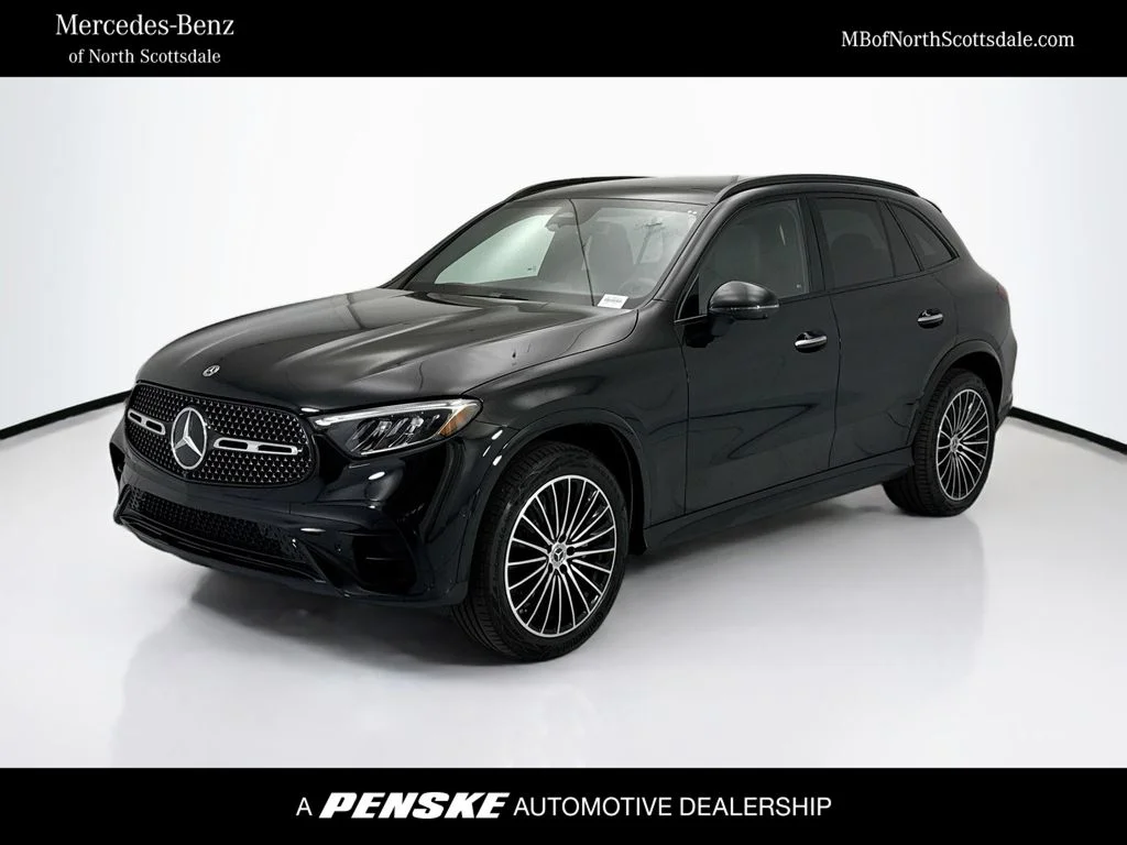 2026 Mercedes-Benz GLC GLC 300's photo