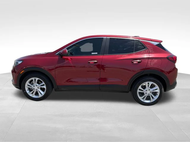Used 2023  Buick Preferred image 4