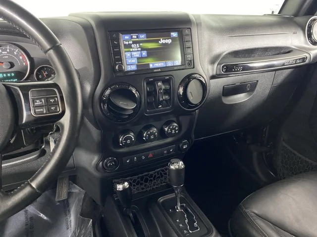 Used 2015 Black Jeep Unlimited Sahara image 24