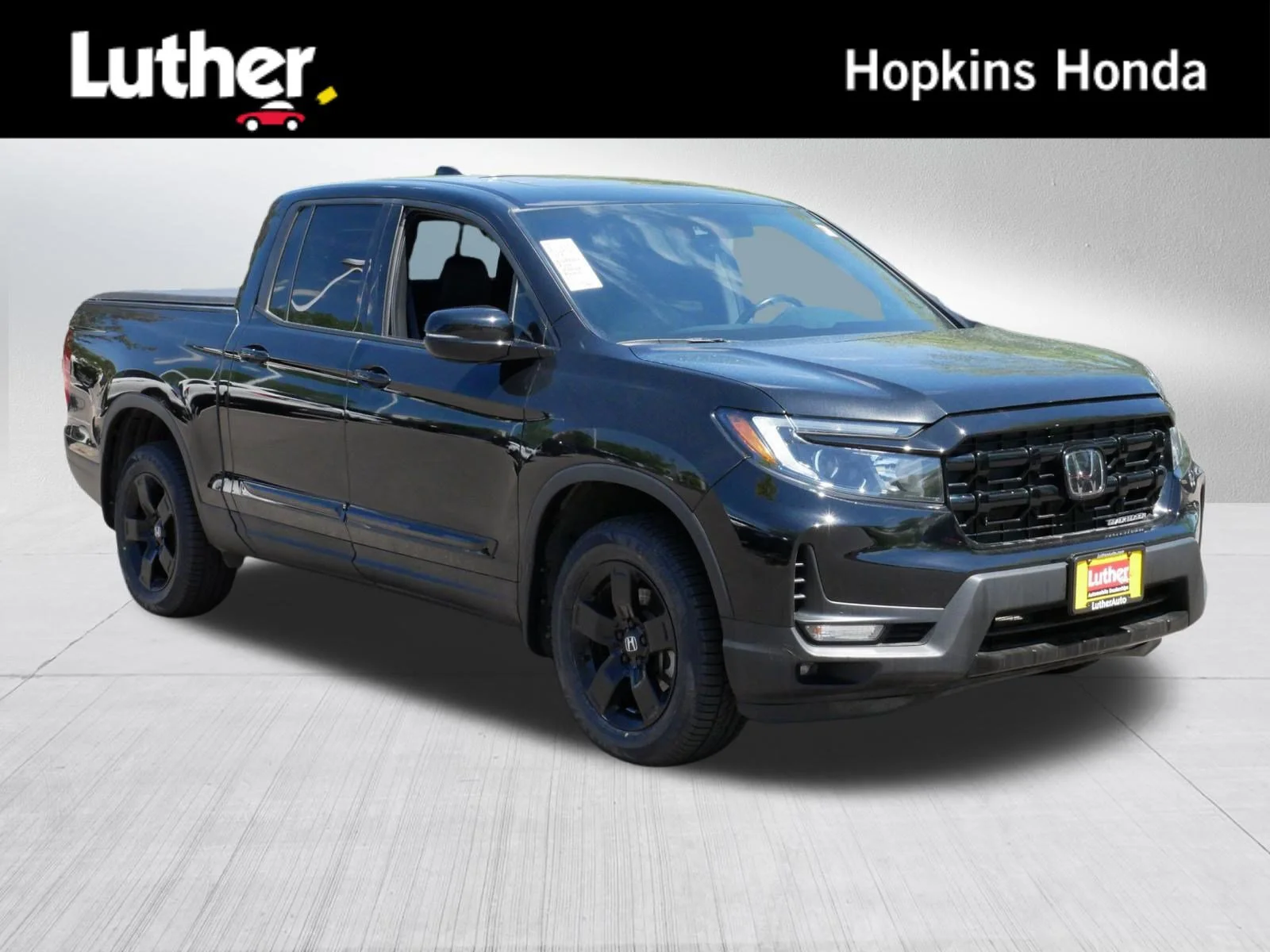 2024 Honda Ridgeline Black Edition's photo