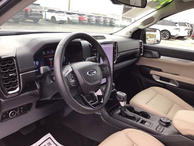 Certified Used 2025 Carbonized Gray Metallic Ford Lariat image 8