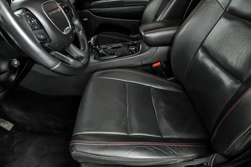 Used 2018 DB Black Crystal Clear Coat Dodge R/T image 17