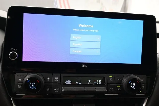 Used 2026  Toyota Limited image 40