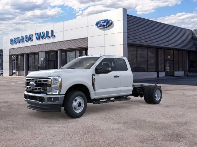 New 2026 Oxford White Ford F-350® XL image 1