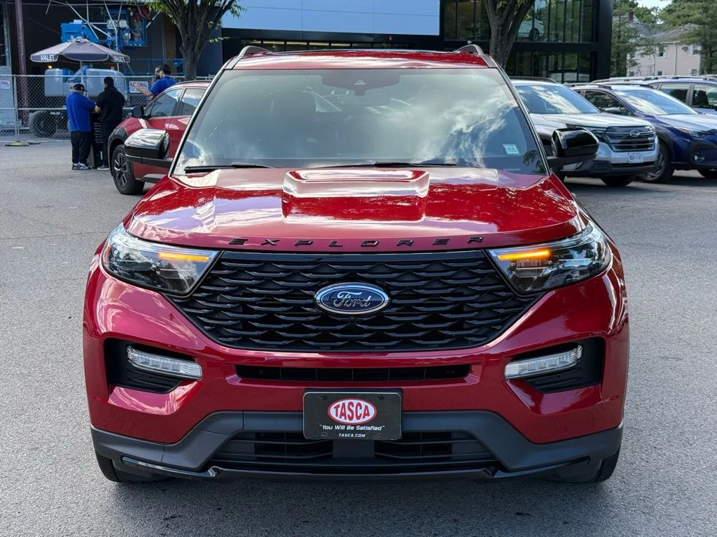 Used 2023 Red Ford ST-Line image 3