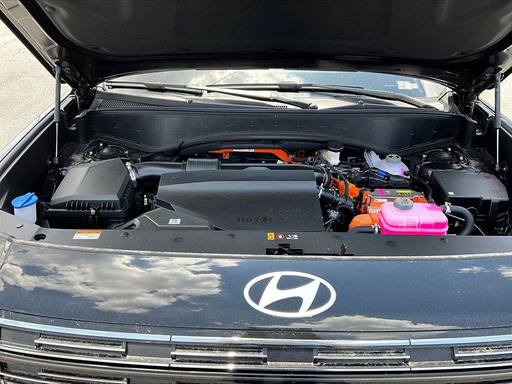 New 2026 Black Hyundai SEL 8P image 11