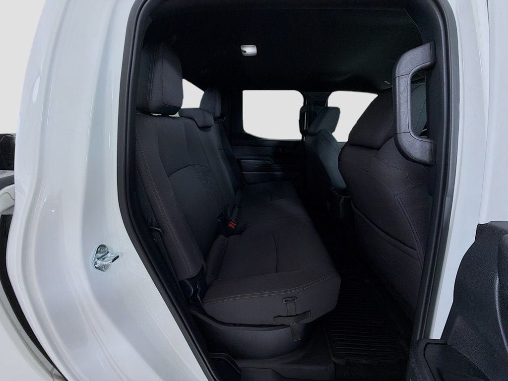 Used 2025 Ice Cap Toyota SR5 Double Cab 6