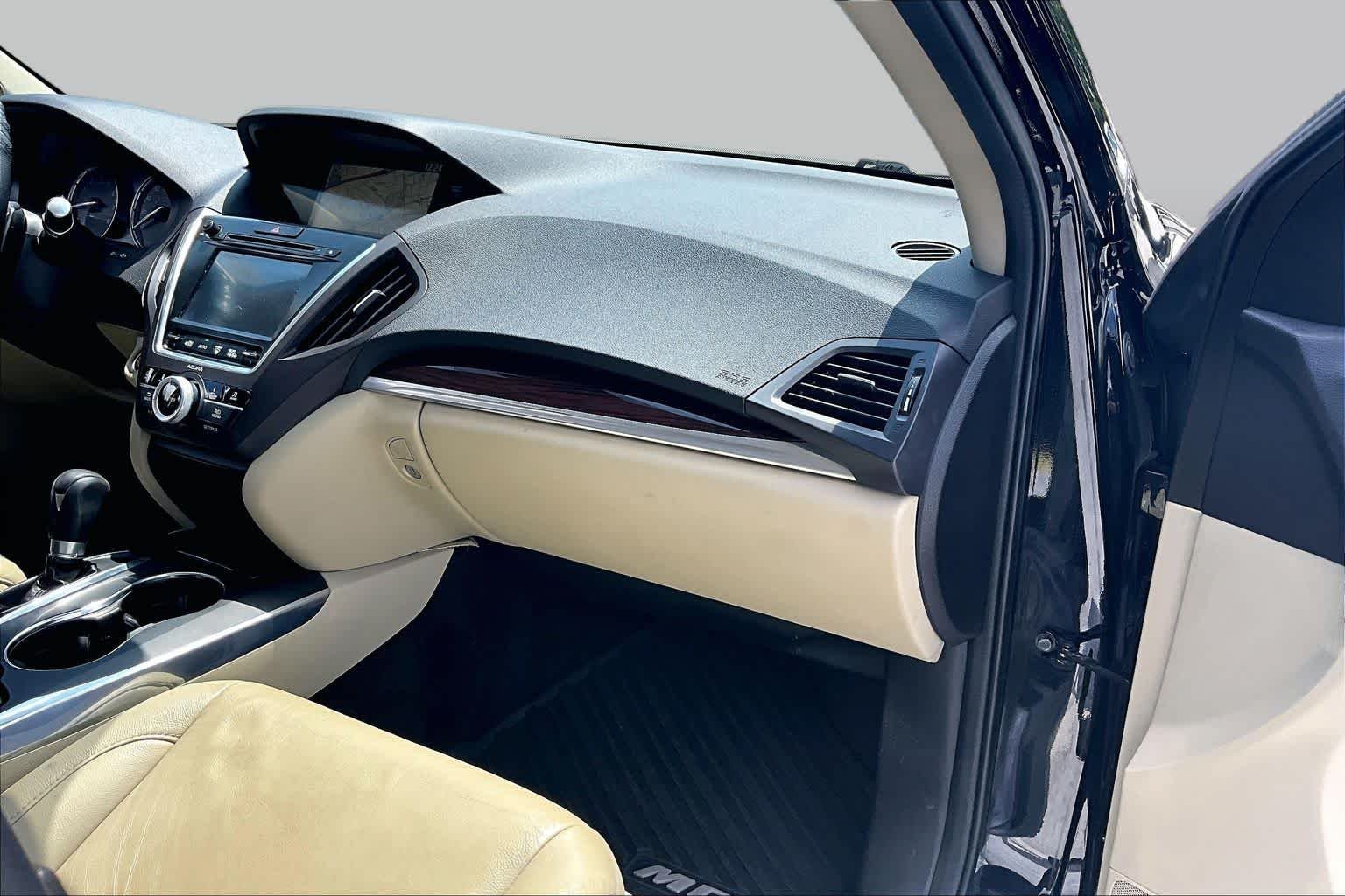 Used 2015 Crystal Black Pearl Acura Tech Pkg image 18