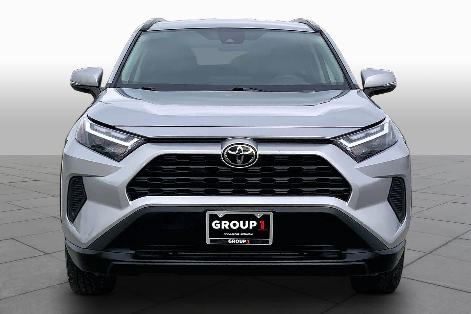 Used 2024 Silver Sky Metallic Toyota XLE image 4