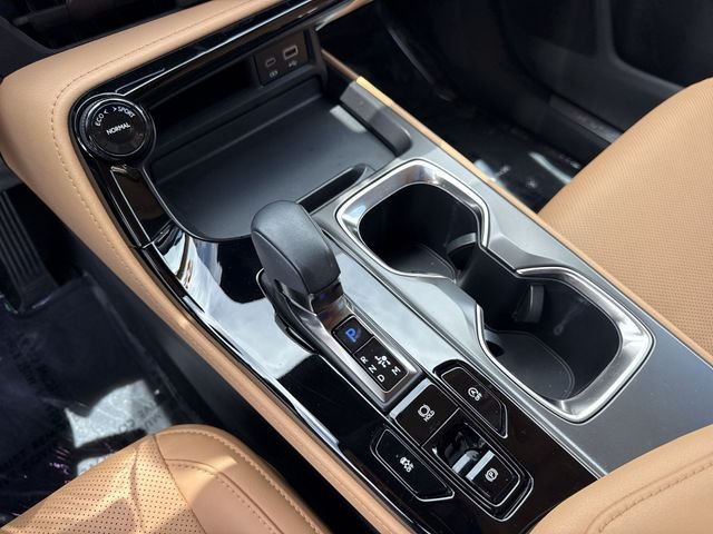 2025 Lexus NX 250 - Photo 21