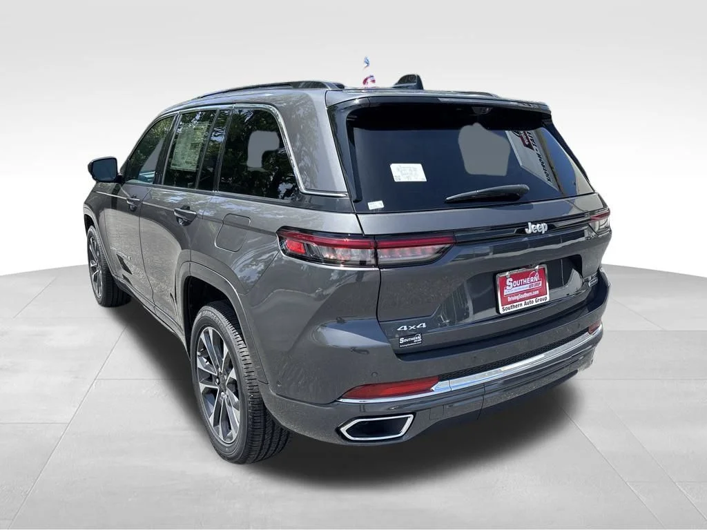 2025 Jeep Grand Cherokee Overland - Photo 4