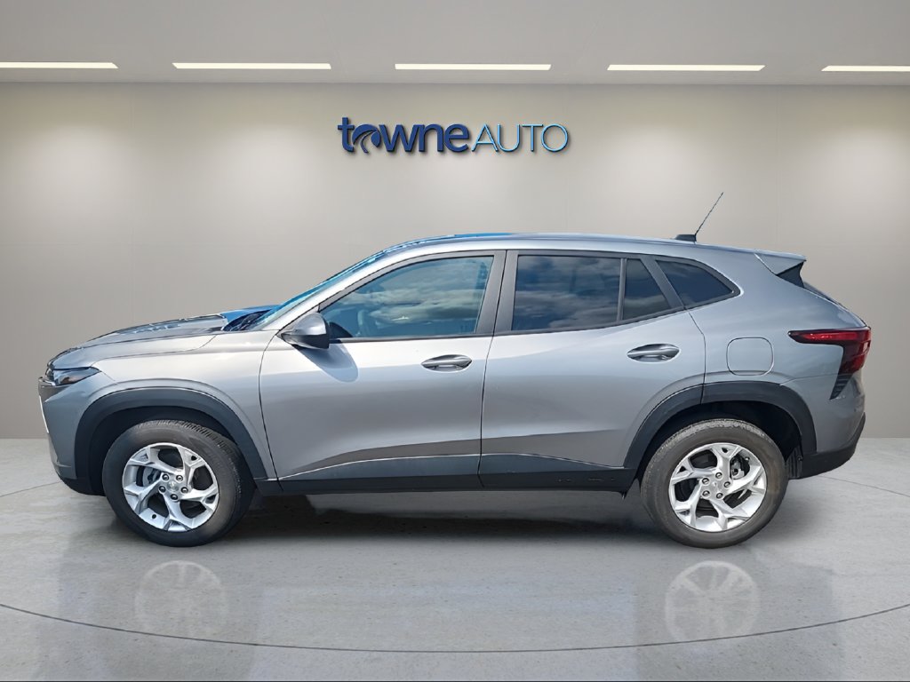 Used 2024 Chevrolet Trax LS with VIN KL77LFE20RC080119 for sale in North Collins, NY