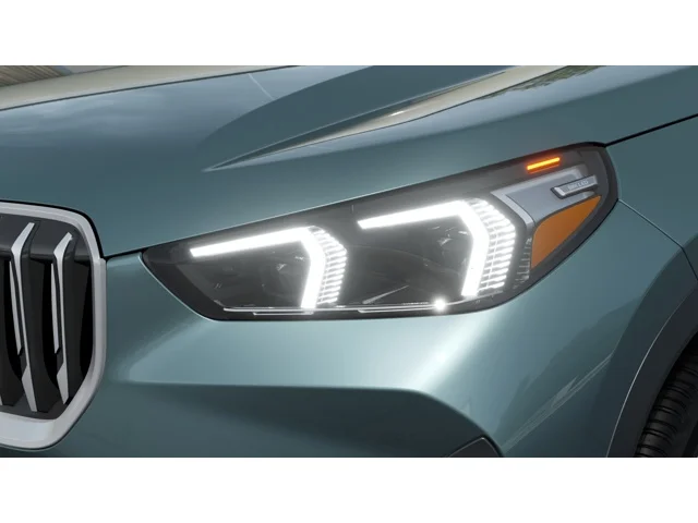 New 2027 Cape York Green Metallic BMW  image 6