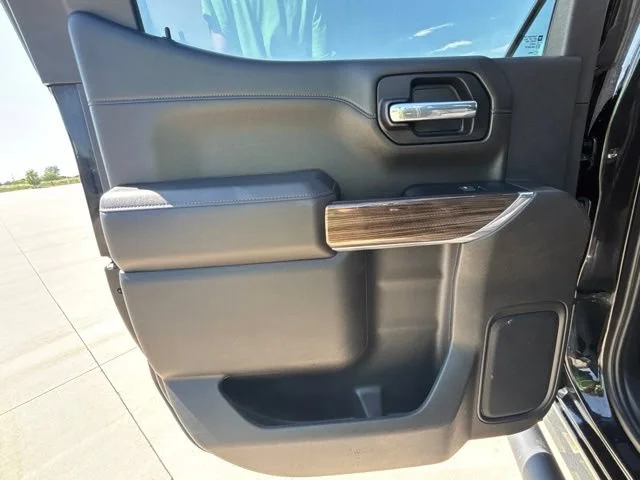 Used 2022 Black Chevrolet LT Trail Boss image 24