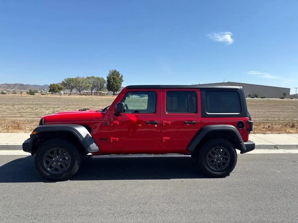 Used 2025 Red Jeep Sport S image 5