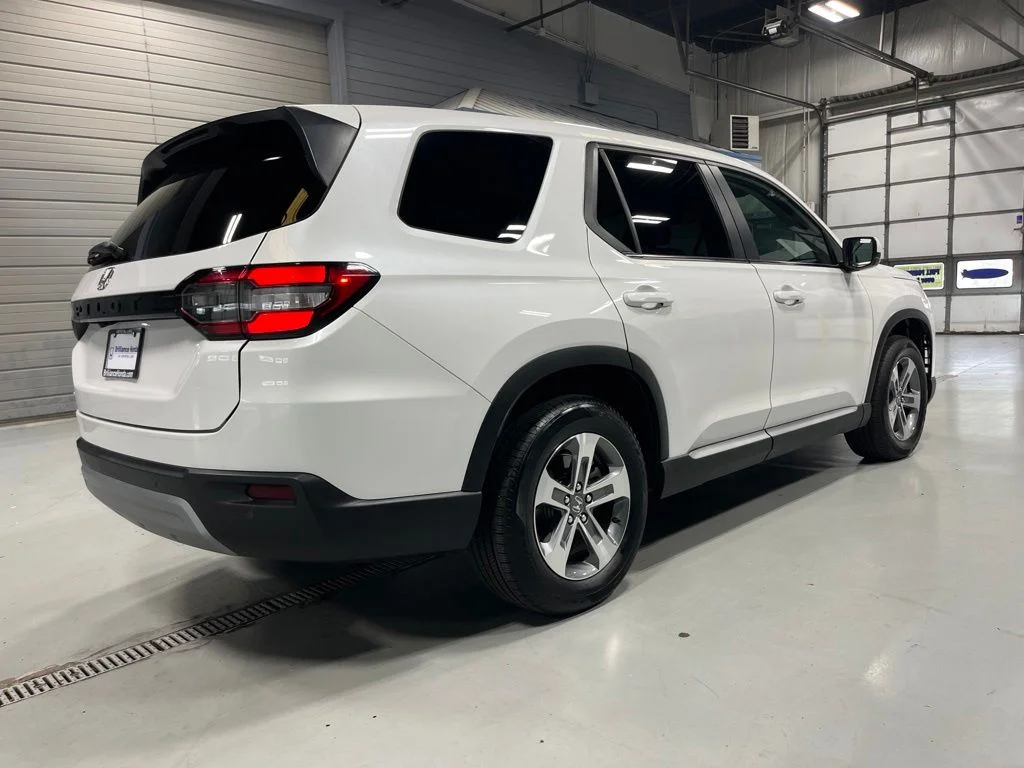 2025 Honda Pilot EX-L - Photo 7