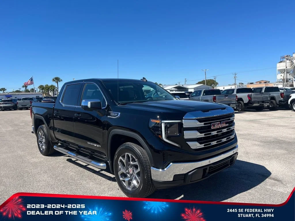 New 2026 Onyx Black GMC SLE image 2