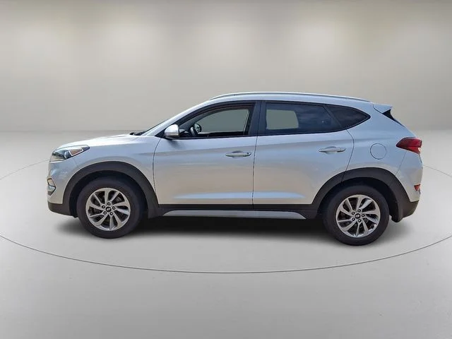 Used 2018 Silver Hyundai SEL image 6