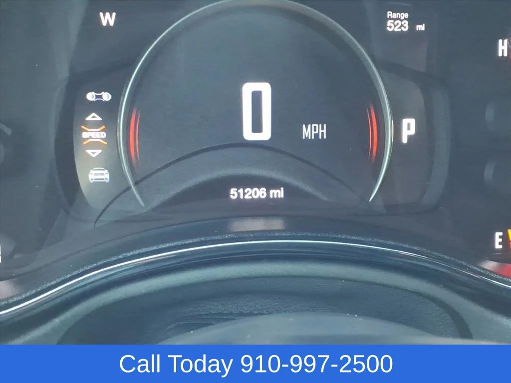 Used 2023 Black Dodge SXT Launch Edition RWD image 27