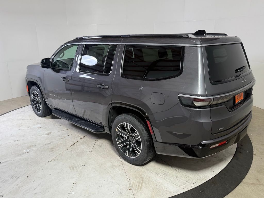 New 2026 Baltic-Gray Metallic Clear-Coat Exterior Paint Jeep  image 5