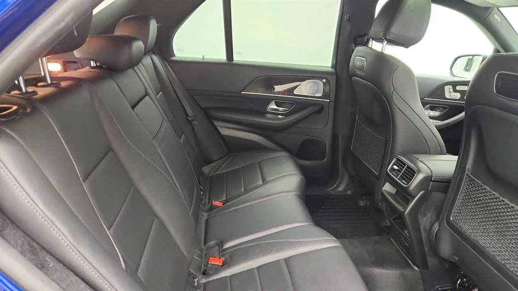 Used 2020 Brilliant Blue Metallic Mercedes-Benz GLE 350 4MATIC® SUV w/ Burmester Audio & Premium Pkg image 21