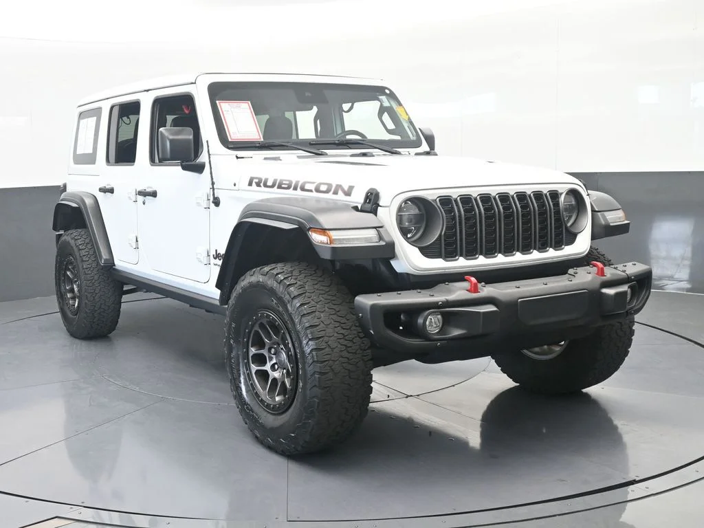 Used 2022 Bright White Clearcoat Jeep Unlimited Rubicon image 9