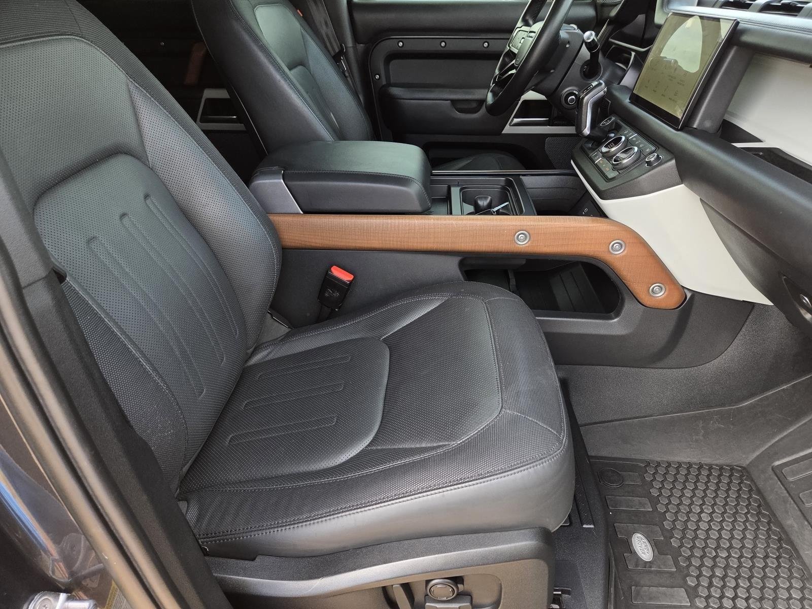Used 2022 Carpathian Grey Premium Metallic Land Rover X-Dynamic image 41