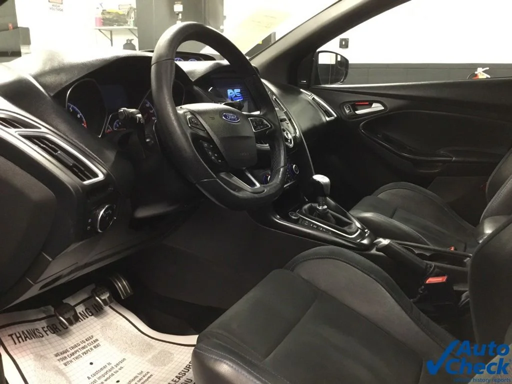 Used 2016 Blue Ford RS image 23