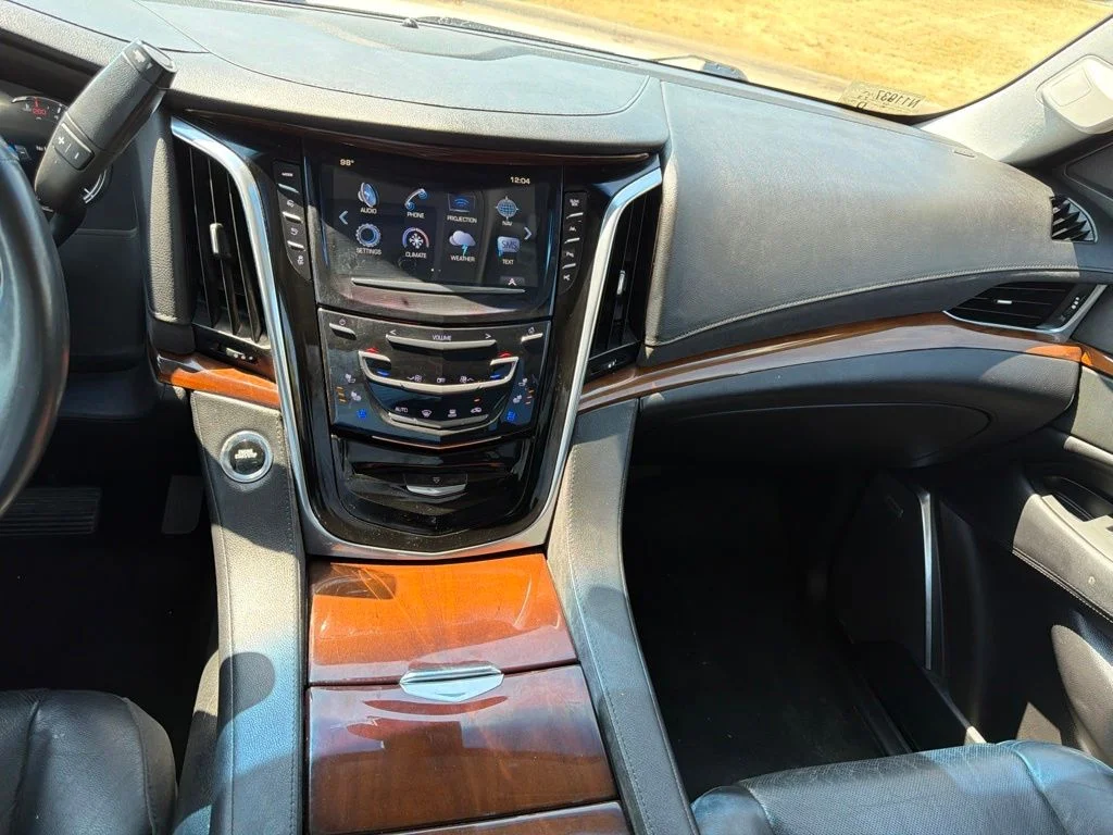 Used 2017 White Cadillac Luxury image 19