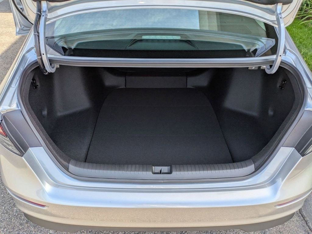 2025 Honda Accord LX - Photo 15