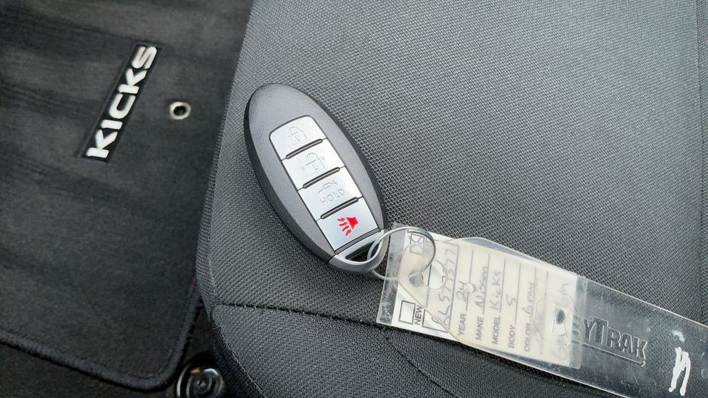 Used 2024 Gun Metallic Nissan S image 27